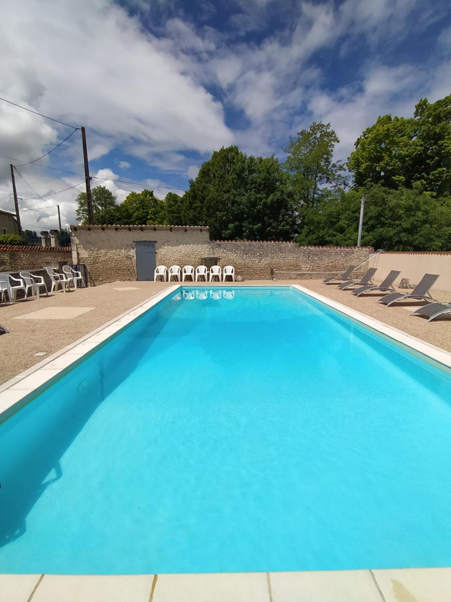 Langlade Estate Villa Montboyer Eksteriør billede